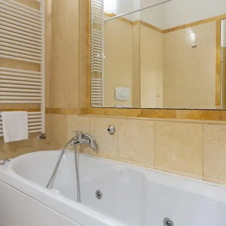 Santo Stefano - Bolognarooms Appartement *