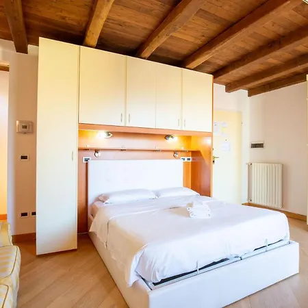 Santo Stefano - Bolognarooms * Bologna